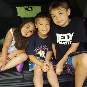 Meet your Posher, Leah